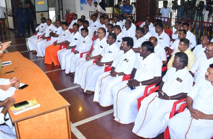 தேசிய முற்போக்கு திராவிட கழகத்தின், மாவட்ட கழக செயலாளர்கள் ஆலோசனை கூட்டம்